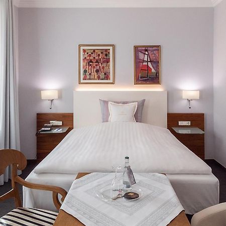 Romantichotel Goldener Karpfen Fulda Esterno foto